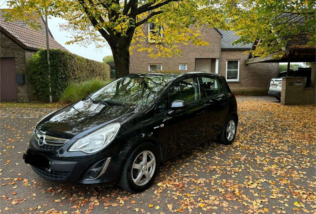 Opel 1.2 essence avec Contrôle technique + Carplay