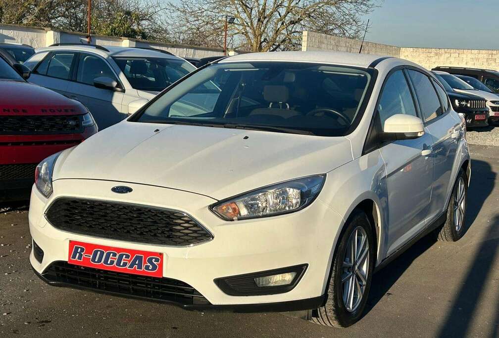 Ford Focus 1.0i EcoBoost EURO6 NAVIGATION GARANTIE