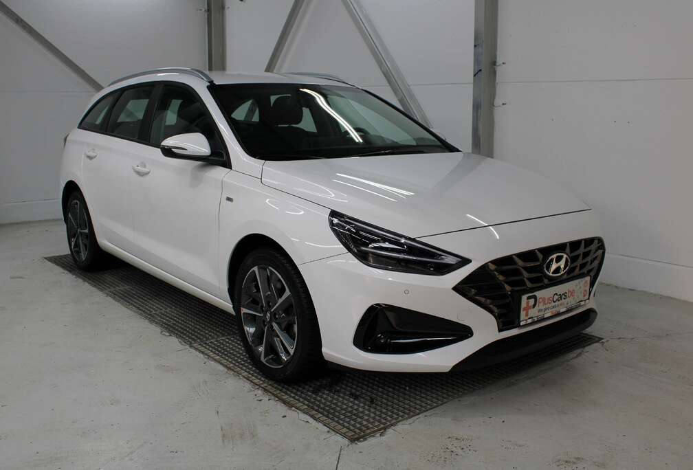 Hyundai W 1.0 T-GDi MHEV  48V  Automaat  Navi  Full