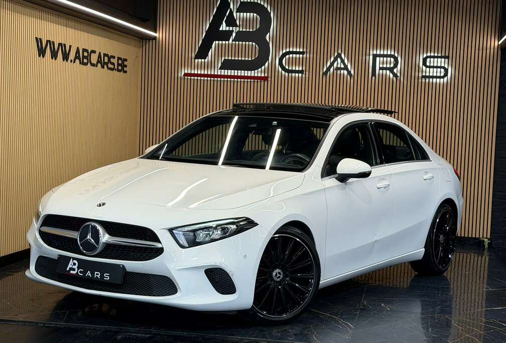 Mercedes-Benz * SEDAN * GARANTIE 12 MOIS * LOOK PACK AMG *