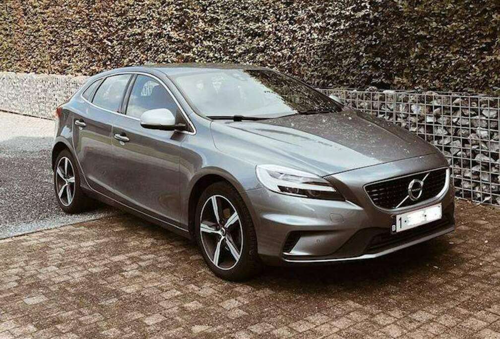 Volvo V40 2.0 D2 R-Design