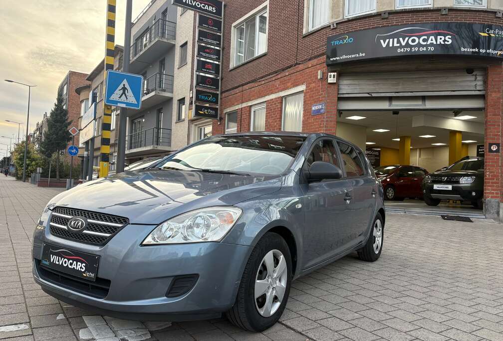 Kia Ceed 1.4 CVVT LX 12 maanden garantie