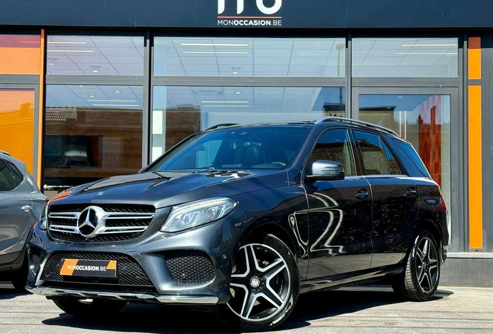 Mercedes-Benz 4-MATIC AMG PANO CUIR ATTELAGE HK