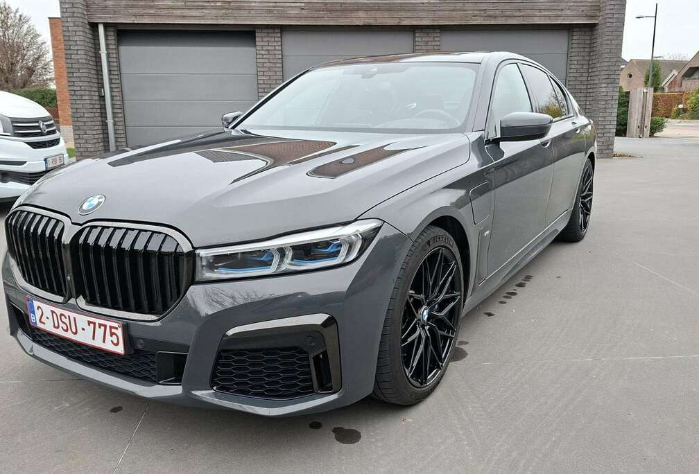 BMW 745e