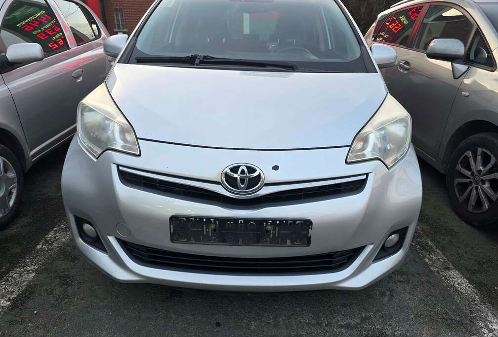 Toyota Verso S 1.33 VVT-i Sol Multidrive S Automatique