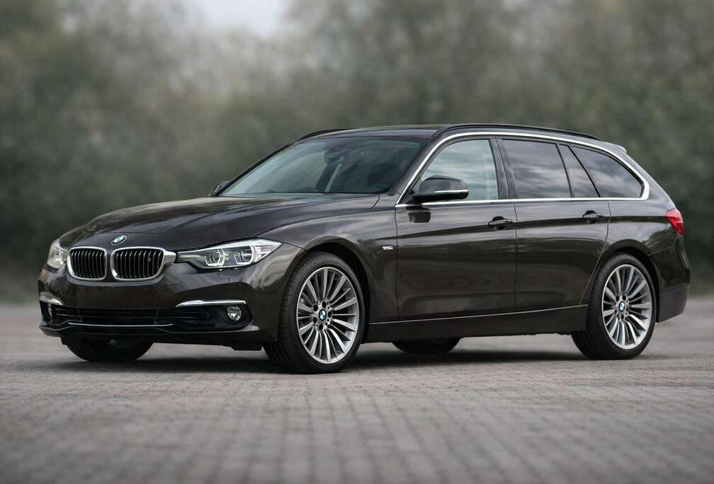BMW Luxury Line  Auto  Virtual Cockpit- Pano