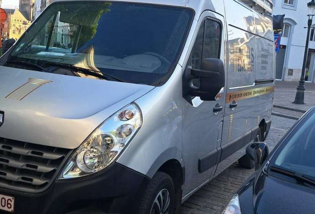 Renault 2.3 dCi 33 L2H2 Confort (E5)