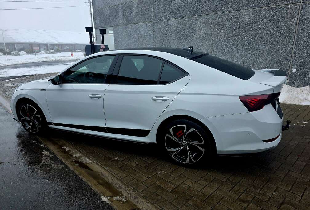 Skoda Octavia 2.0 TDi SCR Sportline DSG