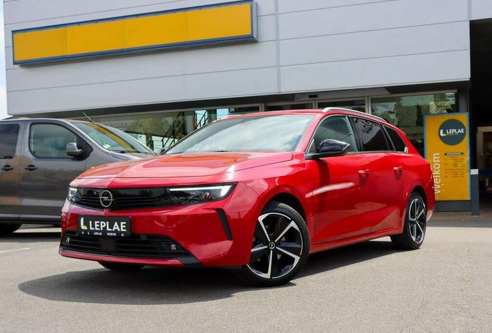Opel ELEGANCE 1.2T MT6 110PK CARPLAYCAMERAKEYLESS