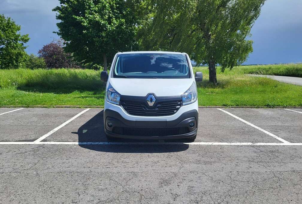 Renault 1.6 DCI * DOUBLE CABINE 6 PL * NAVI * BLUETOOTH * AIRCO * RADAR ARR *