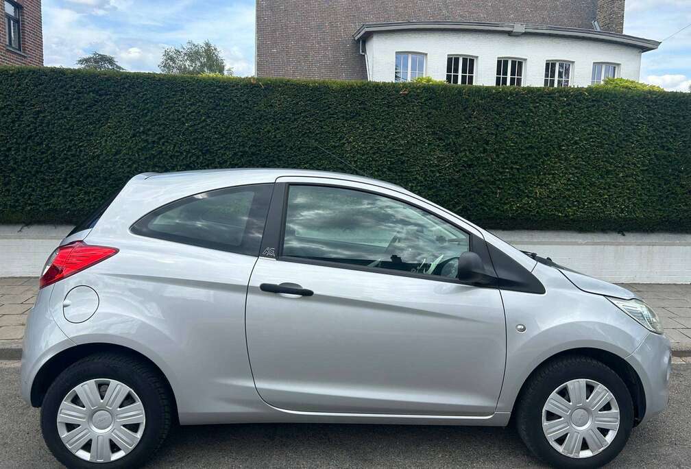Ford Ka 1.2i Ambiente