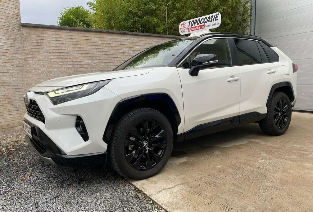 Toyota RAV4 2.5i STYLE HYBRID 4X4/ € 32900+ / 24500KM