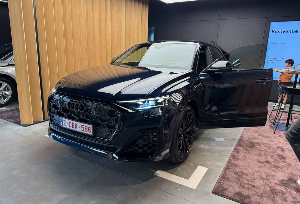 Audi Q8 60 TFSIe quattro tiptronic