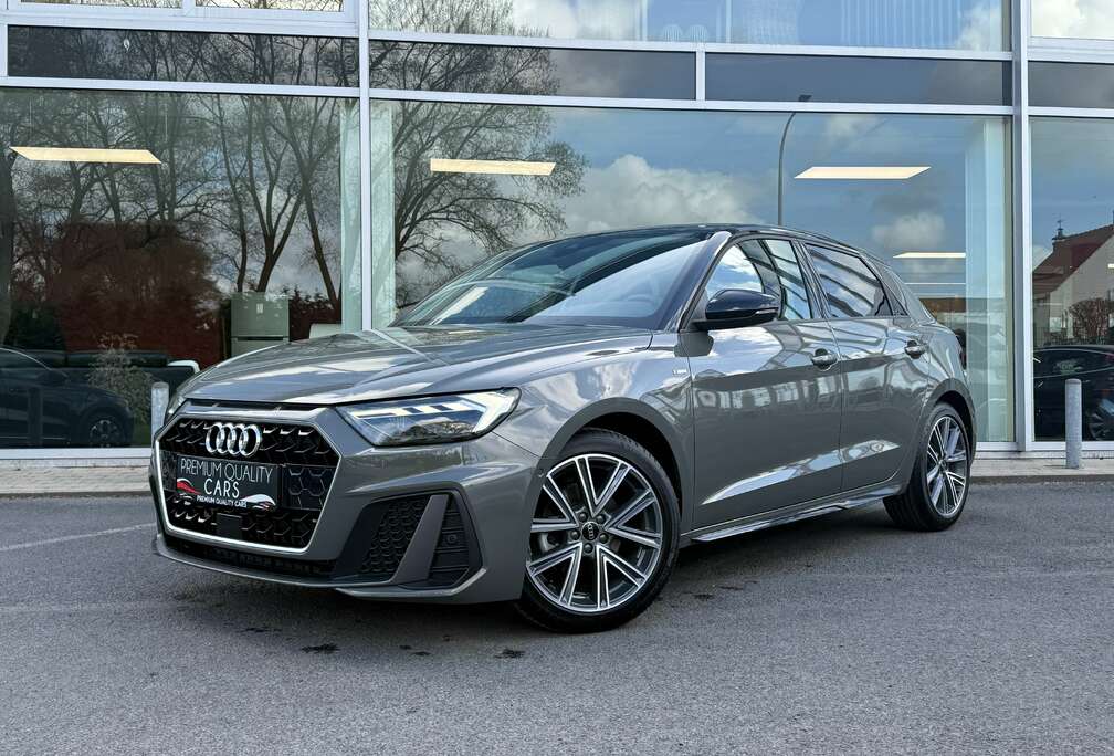 Audi S line / CARPLAY / CAMERA / AUTOMAAT / AIRCO /