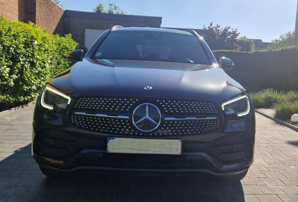 Mercedes-Benz d 4-Matic Business Solution