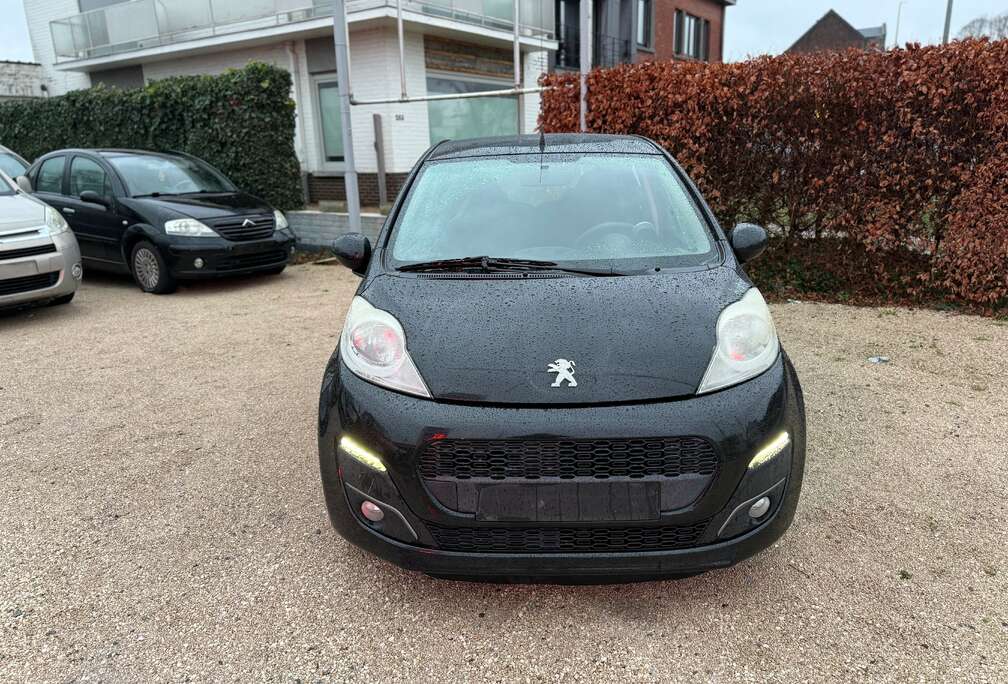 Peugeot 107 1.0i Envy