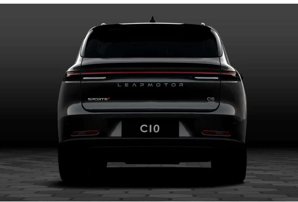 HYBRID EV 28,4 kWh Design