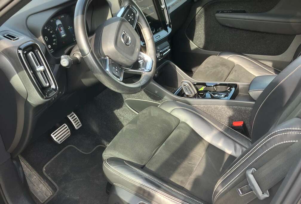 Volvo XC40 1.5 T4 PHEV R-Design