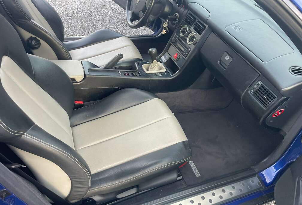 Mercedes-Benz SLK 200