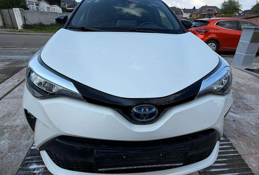 Toyota C-HR Hybrid 1.8i VVT-i C-Hic Bi-Tone E-CVT