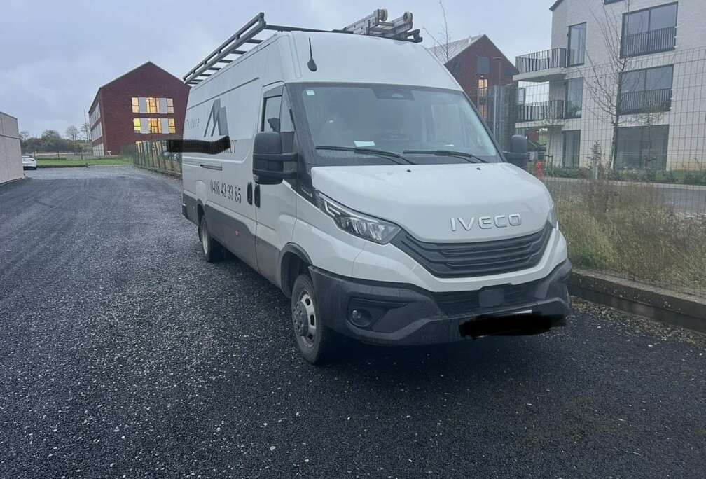 Iveco 3L Automatique 210ch    Longueur L4. Hauteur H2