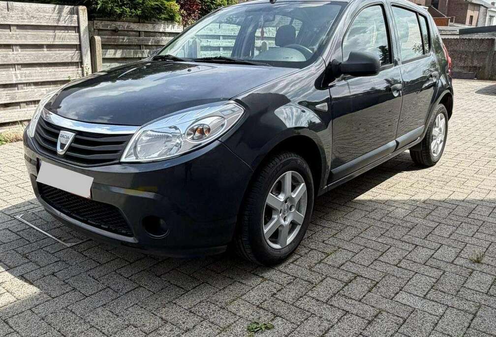 Dacia 1.2i.  1an Garanti  Prête à être Immatriculée