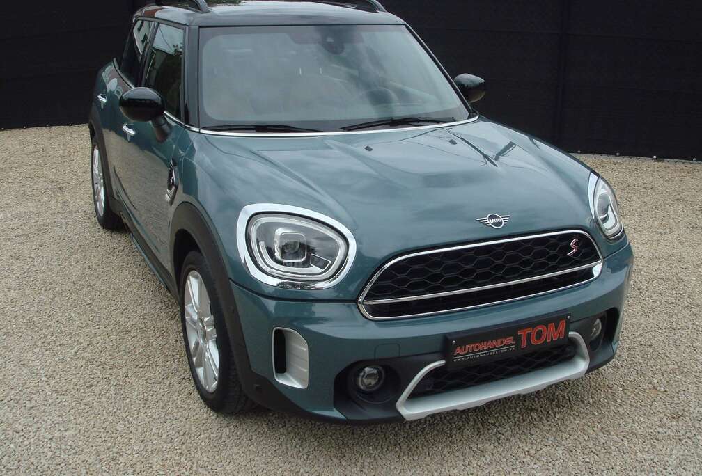 MINI LEDER * HARMAN KARDON * HEAD UP DISPLAY * AUTOMAAT * CAMERA * LED *