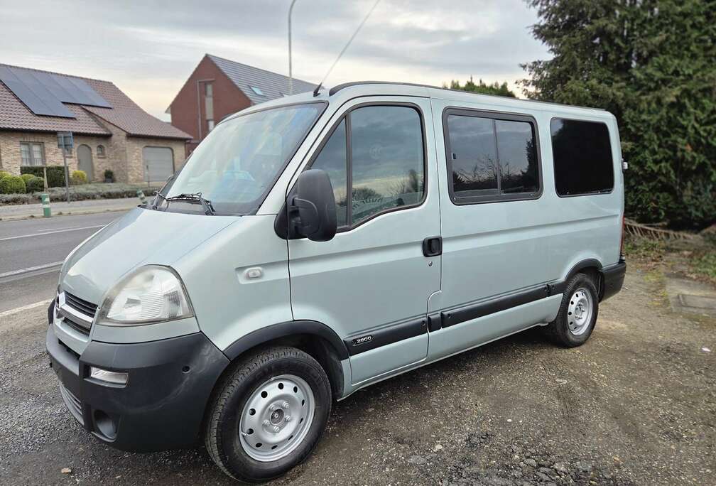 Opel 2.5 CDTI L1H1 invalide handicap busje met lift