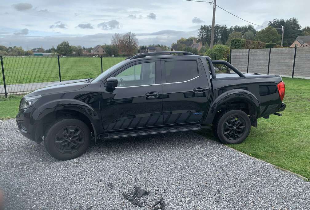 Nissan DC 4x4 S&S Visia