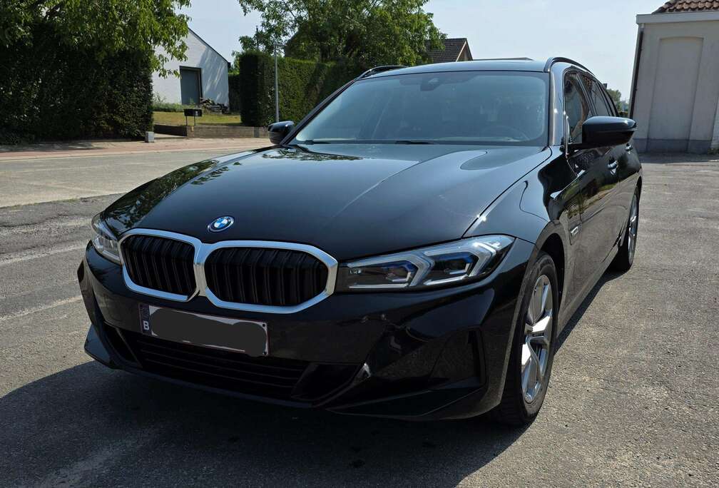 BMW BMW 320e Touring Hybride