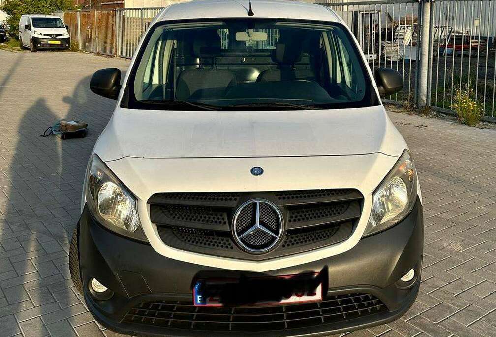 Mercedes-Benz Citan 109 CDI BlueEFFICIENCY kompakt