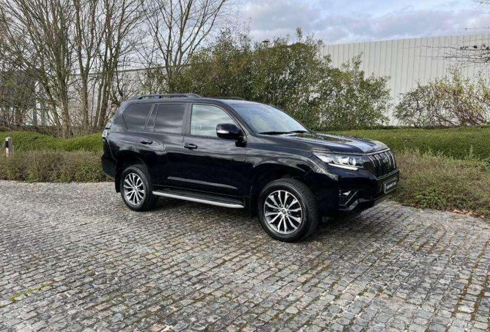 Toyota Black Premium