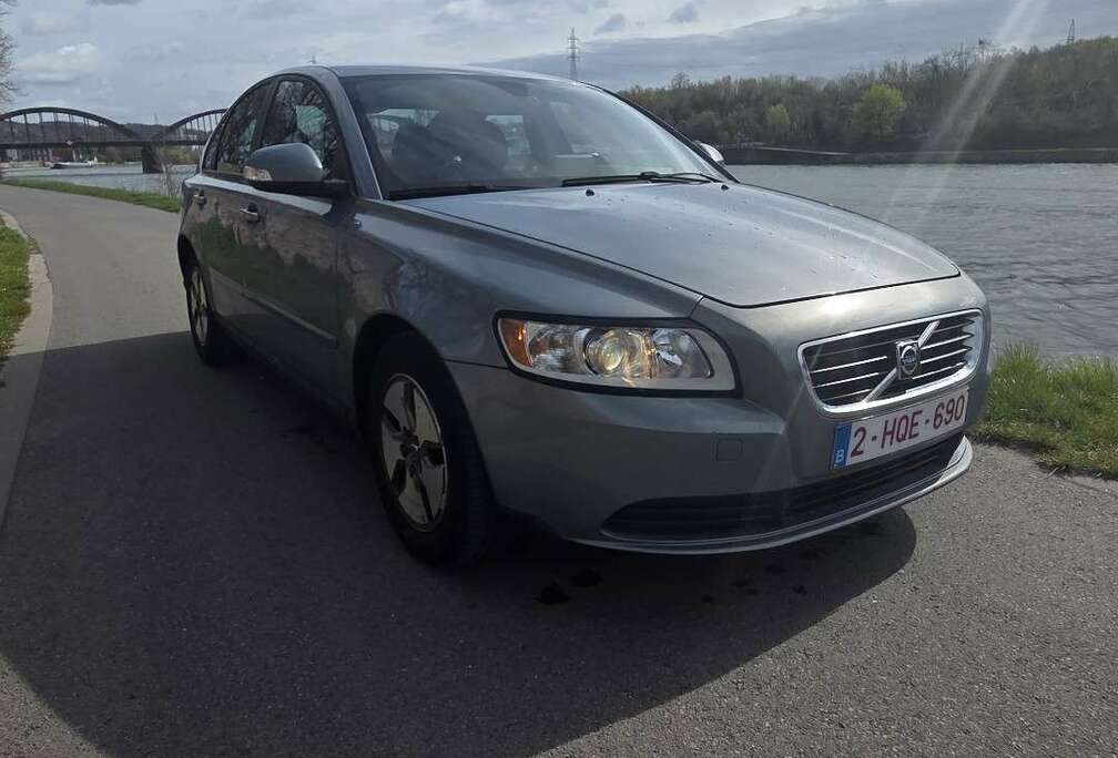 Volvo 1.6 D DRIVe Start/Stop R-design