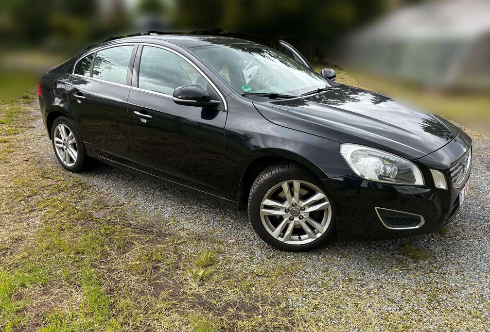 Volvo S60 1.6 T3 Summum