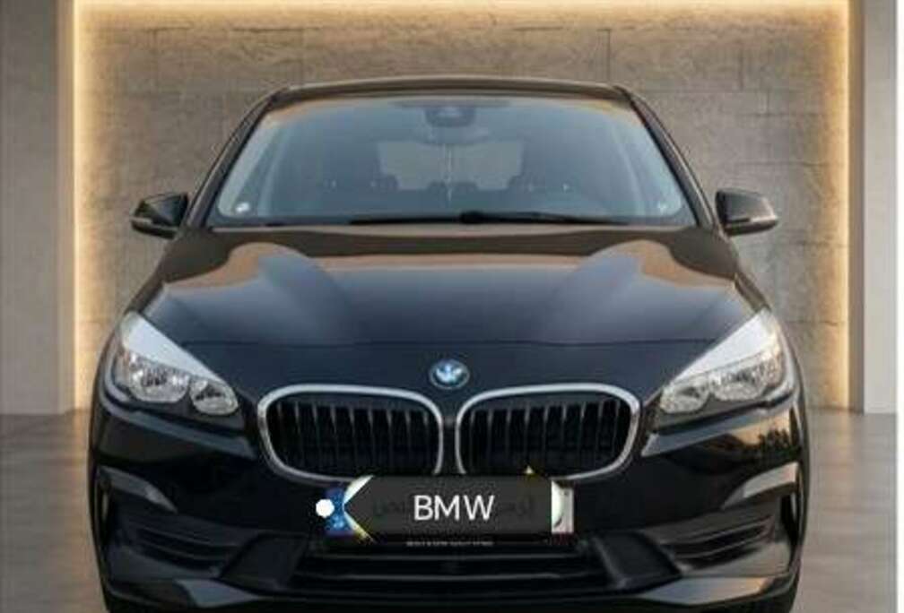 BMW 218i Active Tourer Advantage