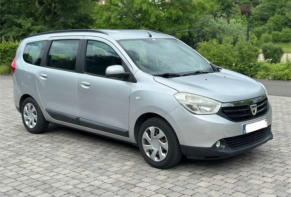 Dacia 1.6i 5pl. - 40,000kms - Ecran Tactile - Neuve