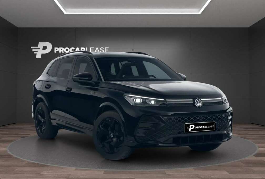 Volkswagen Tiguan 1.5 eTSI 150CV /DSG/ R-Line/ AHK/Pano/360°/