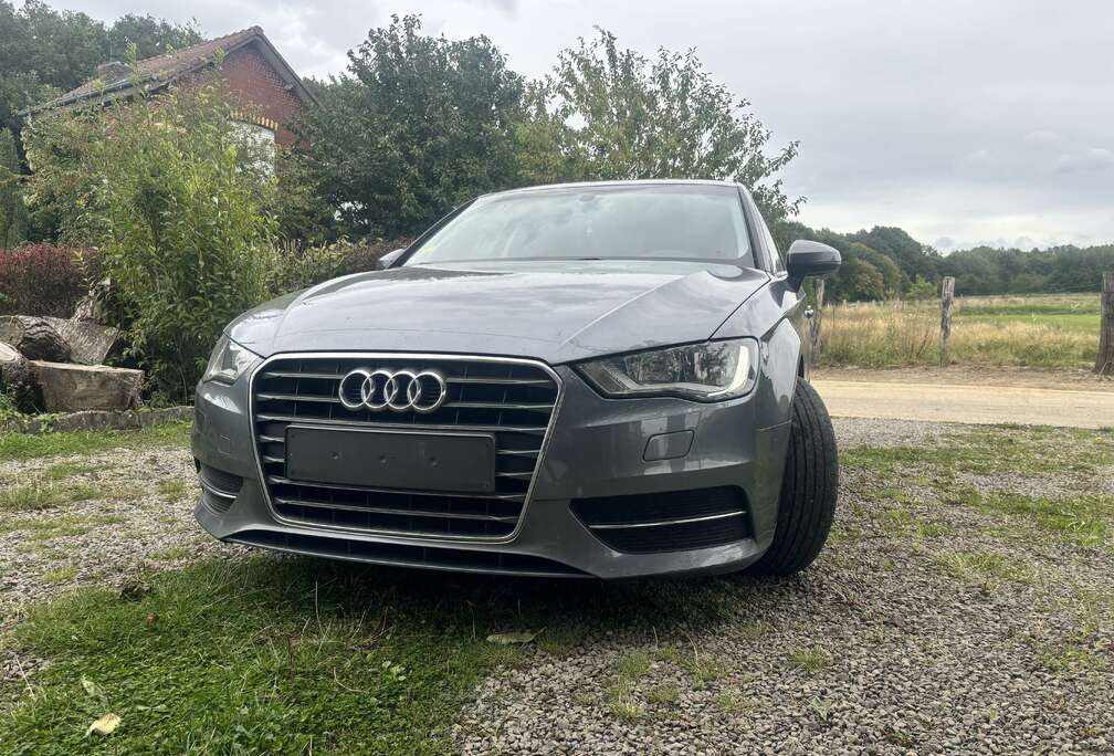 Audi Sportback 1.6 TDi ultra Attraction