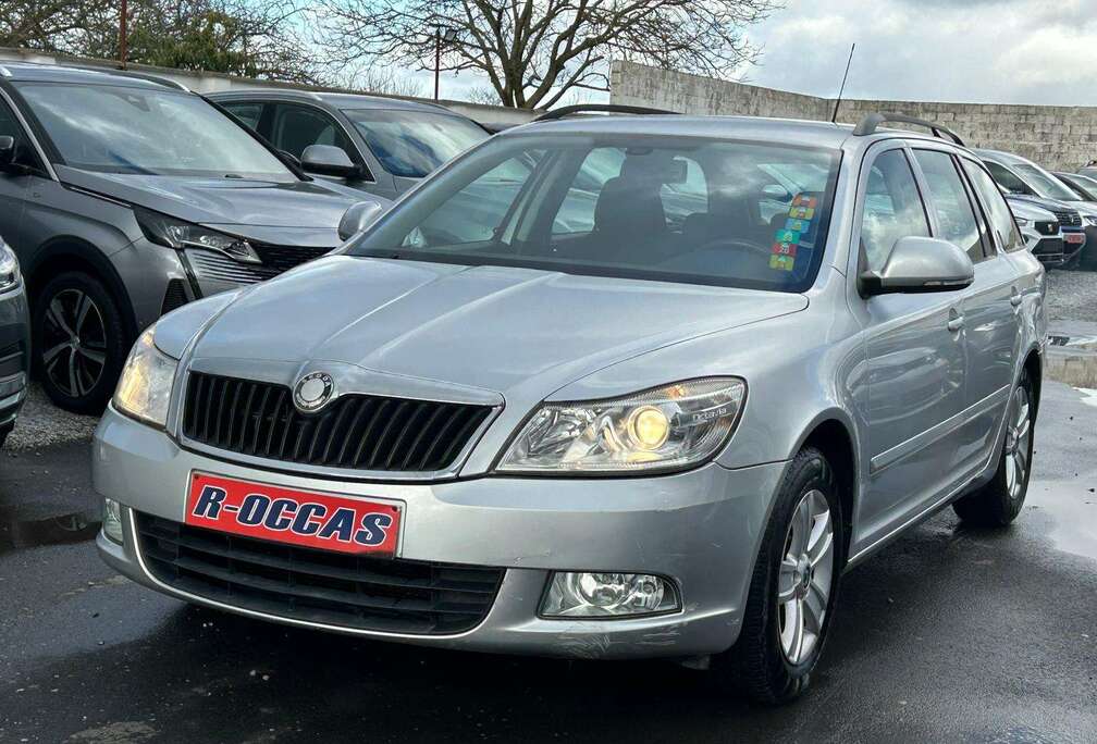 Skoda 1.6 TDi COMBI Elegance 1er Propriétaire CLIM AUTO