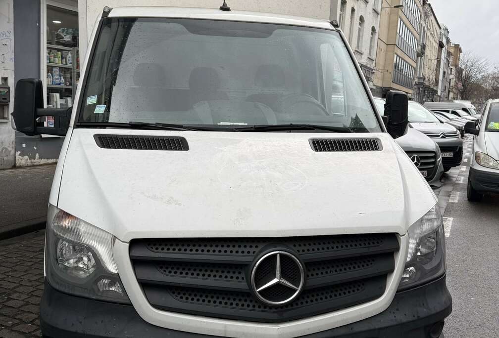 Mercedes-Benz 214 CDI 906.713