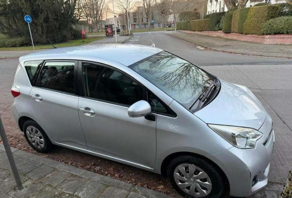 Toyota Verso S 1.33 VVT-i
