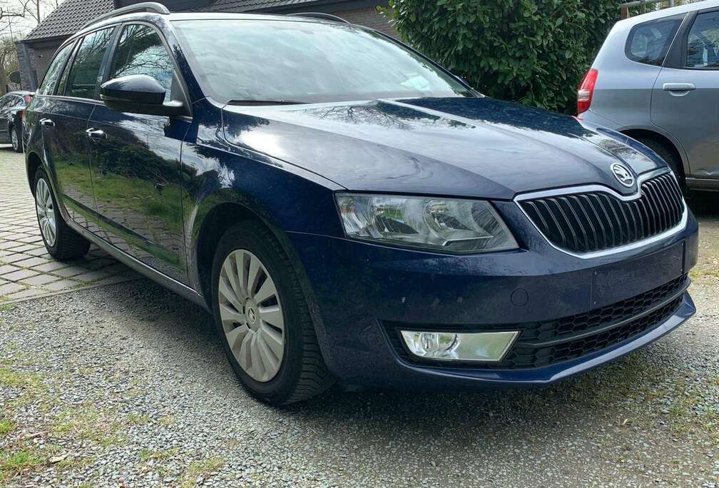 Skoda Octavia SW Scout 1.6 CR TDi