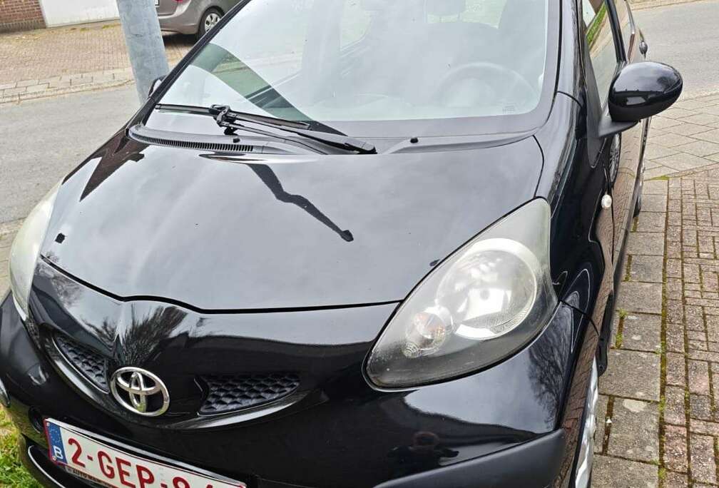 Toyota 1.0i VVT-i