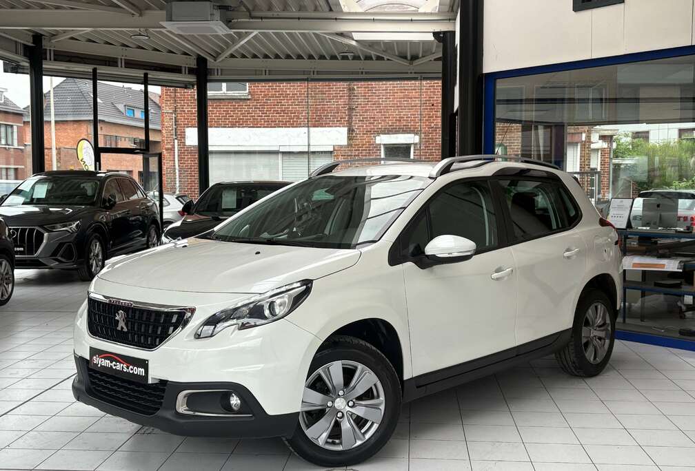 Peugeot 2008 1.2i *GPS * PDC * JANTES * 1ER PROP * CARNET *
