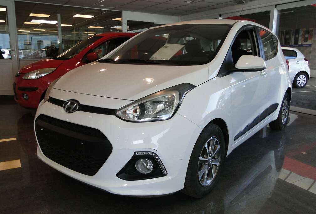 Hyundai i10 1.0i Pop airco cruise control
