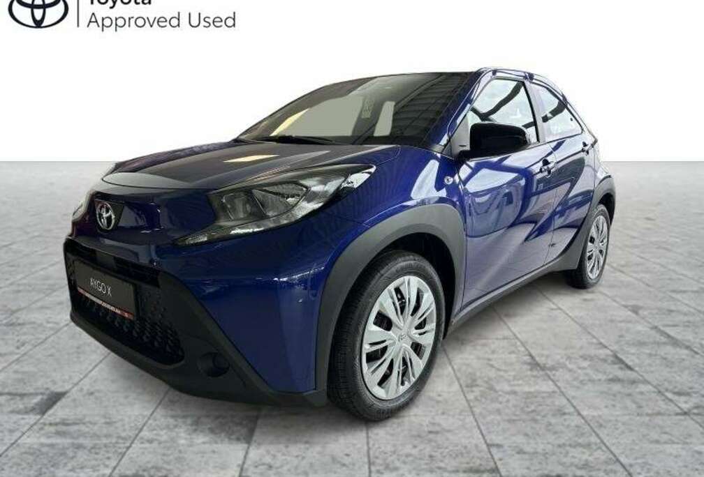 Toyota 1.0 MT PLAY