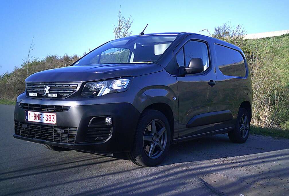 Peugeot 1.5 BlueHDi L2 Heavy Premium S/S (EU6.2)