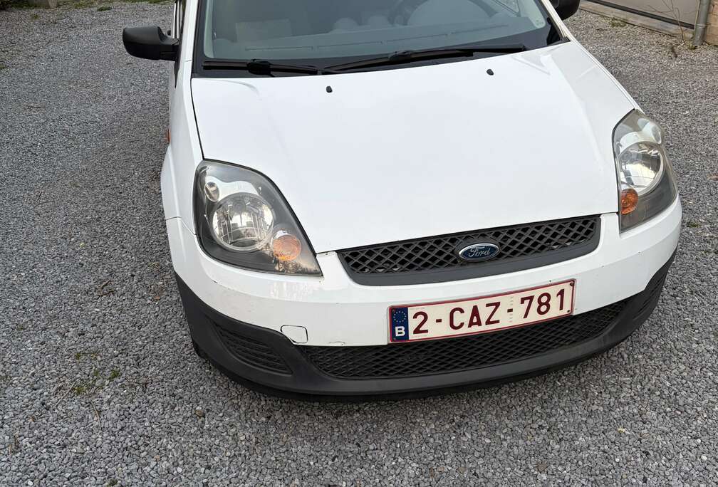 Ford 1.3i Ambiente