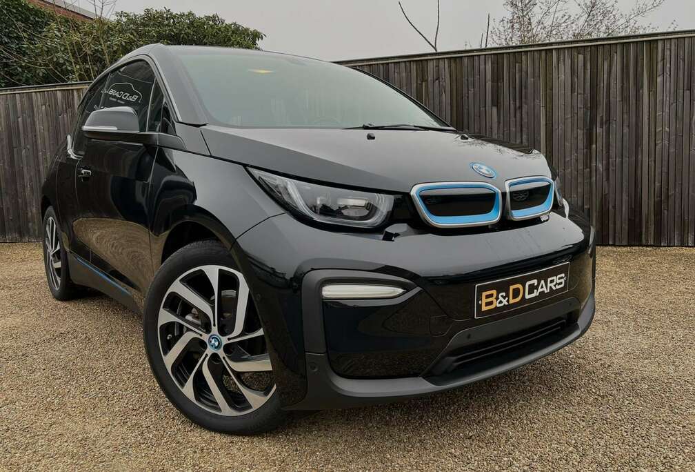 BMW 120Ah - 42.2 kWh FULL-LED/PANO/CAM/19\