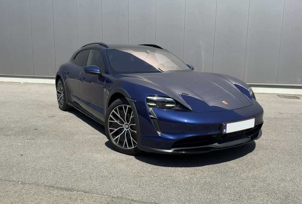 Porsche 4S Cross Turismo